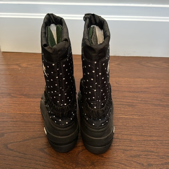 Sorel Black and White Snow Boots Size 2 - Picture 4 of 6